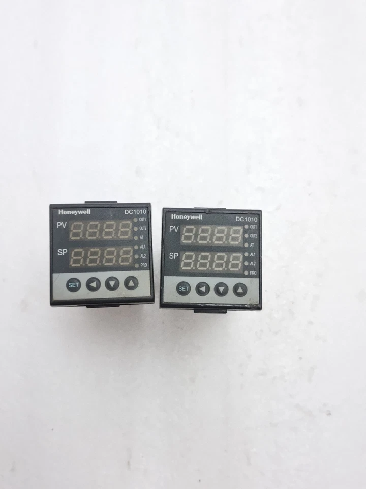 Used Working Honeywell DC1010 Temperature Controller DC1010CT-201000-E PID